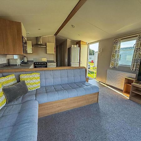 Lovely 8 Berth Caravan In Southview Holiday Park, Ref 33042Tc Skegness Zewnętrze zdjęcie